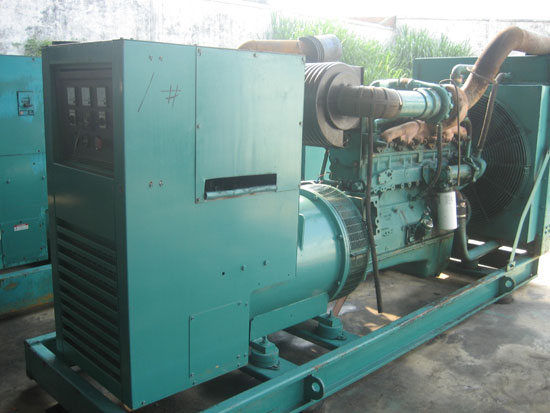 新乡出租发电机-发电机组购买指南都有哪些