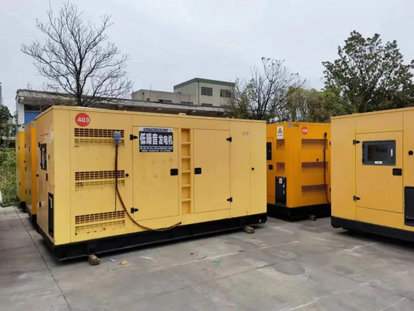 新乡干式空气滤清器和湿式空气滤清器有什么区别？