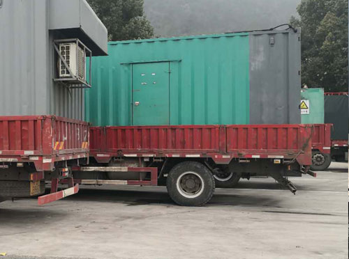 新乡柴油发电机组使用注意安全事项有哪些？