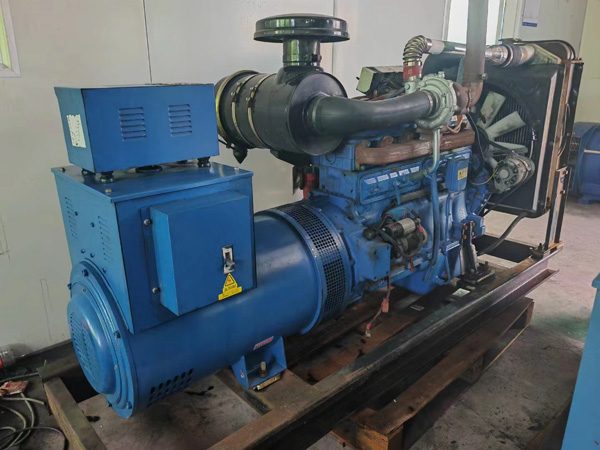 新乡100kW柴油发电机组使用多级机油有哪些优缺点？